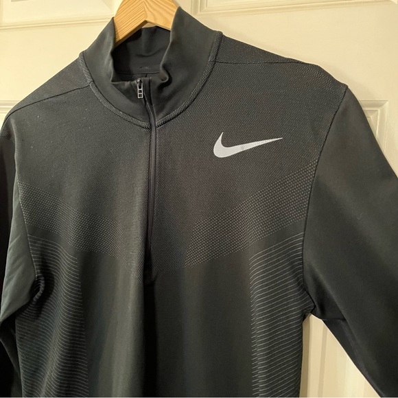 Nike half-zip pullover - Picture 3 of 7